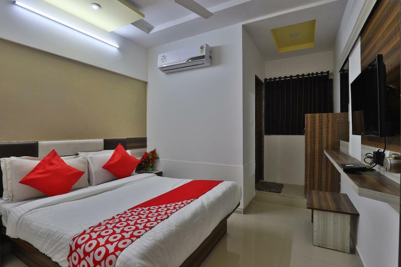 Hotel Sunstay Ahmedabad Exterior foto